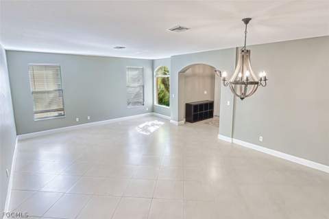 8306 Sumner Ave, Fort Myers FL - photo 11 of 49