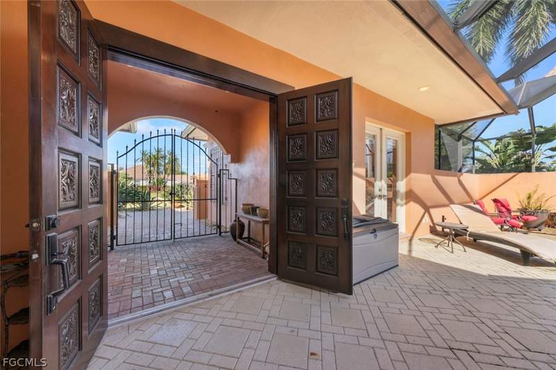3 bedroom SingleFamilyResidence at 15431 Greenock Ln, Fiddlesticks Country Club, Fort Myers — photo 4