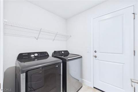 2807 NW 5th St, Cape Coral FL - photo 10 of 36