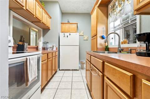 2724 3rd St SW, Lehigh Acres FL - photo 8 of 29