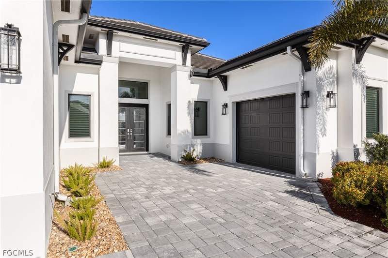 4 bedroom SingleFamilyResidence at 3337 Chestnut Grove Dr, Country Club, Alva — photo 2