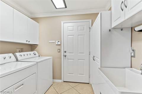 10614 Camarelle Cir N, Fort Myers FL - photo 13 of 32