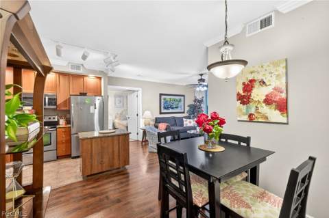 2825 Palm Beach Blvd 215, Fort Myers FL - photo 9 of 29