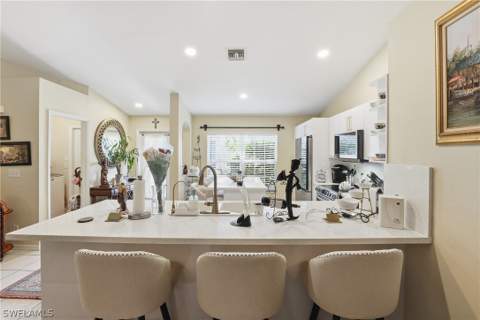 2207 NE 28th St, Cape Coral FL - photo 7 of 34