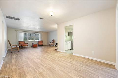 15637 Omai Ct, Fort Myers FL - photo 11 of 30