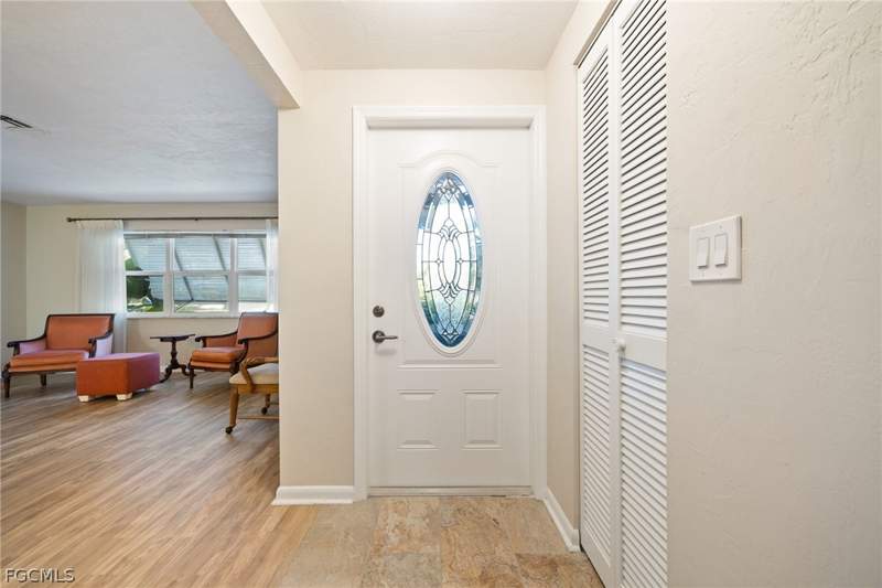 2 bedroom SingleFamilyResidence at 15637 Omai Ct, Tahitian Shores, Fort Myers — photo 3