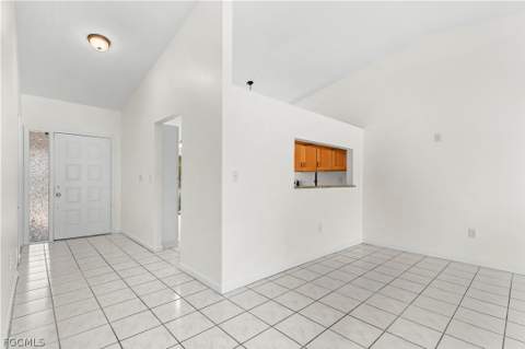 6479 Royal Woods Dr, Fort Myers FL - photo 7 of 21