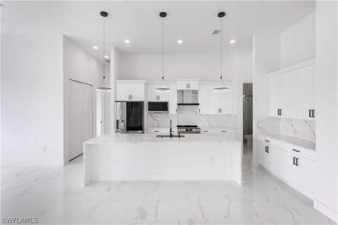 4330 NW 34th St, Cape Coral FL - photo 9 of 36