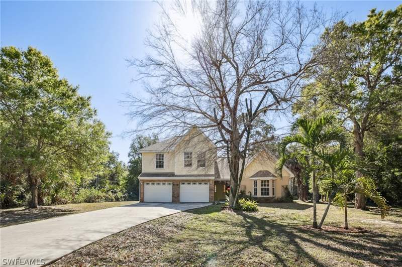 3 bedroom SingleFamilyResidence at 5348 Cypress Ln, Myrtle Cove Acres, Naples — photo 2