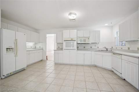 5348 Cypress Ln, Naples FL - photo 9 of 28