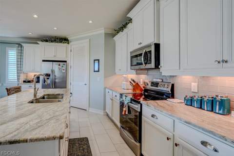 8327 Estero Blvd, Fort Myers Beach FL - photo 10 of 49