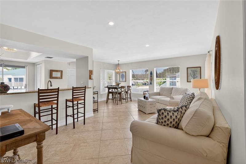2 bedroom Condominium at 523 Club Side Dr 2-523, Harbourside, Naples — photo 2
