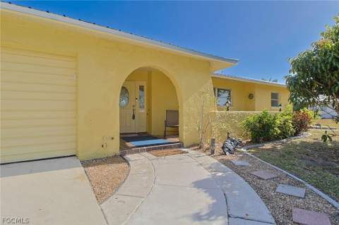 147 Coral Dr, Fort Myers FL - photo 21 of 37