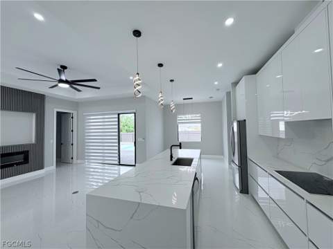213 Kismet Pkwy E, Cape Coral FL - photo 7 of 26