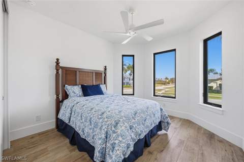 740 Seagrape Dr, Marco Island FL - photo 17 of 37