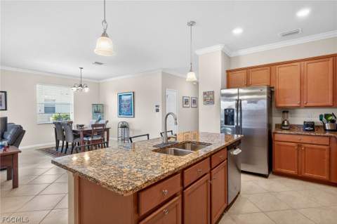 2548 Caslotti Way, Cape Coral FL - photo 10 of 44