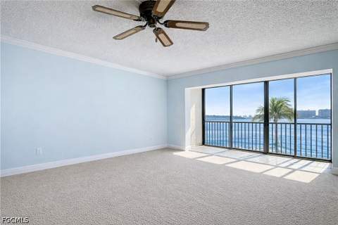 400 Lenell Rd 107, Fort Myers Beach FL - photo 6 of 25
