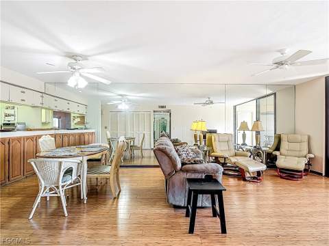 2067 W Lakeview Blvd 9, North Fort Myers FL - photo 9 of 32