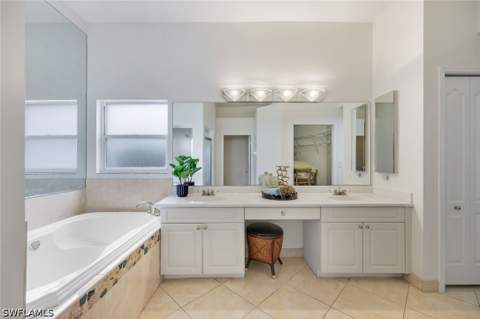 2237 Heritage Greens Dr, Naples FL - photo 20 of 45