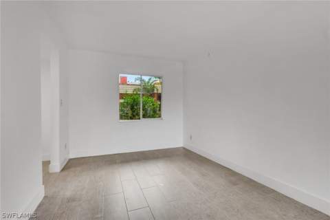 2366 E. Mall Dr Apt. 101, Fort Myers FL - photo 11 of 27