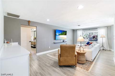 233 Shadowridge Ct, Marco Island FL - photo 15 of 37