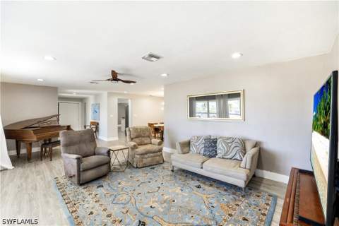 233 Shadowridge Ct, Marco Island FL - photo 22 of 37