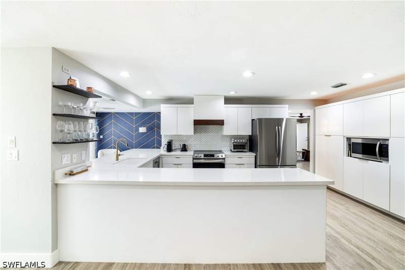 3 bedroom SingleFamilyResidence at 233 Shadowridge Ct, Marco Island, Marco Island — photo 5