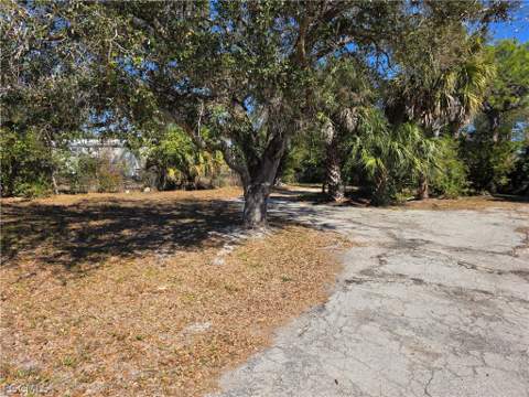 8085 Hart Dr, North Fort Myers FL - photo 13 of 22
