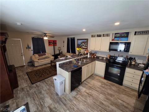 8085 Hart Dr, North Fort Myers FL - photo 6 of 22
