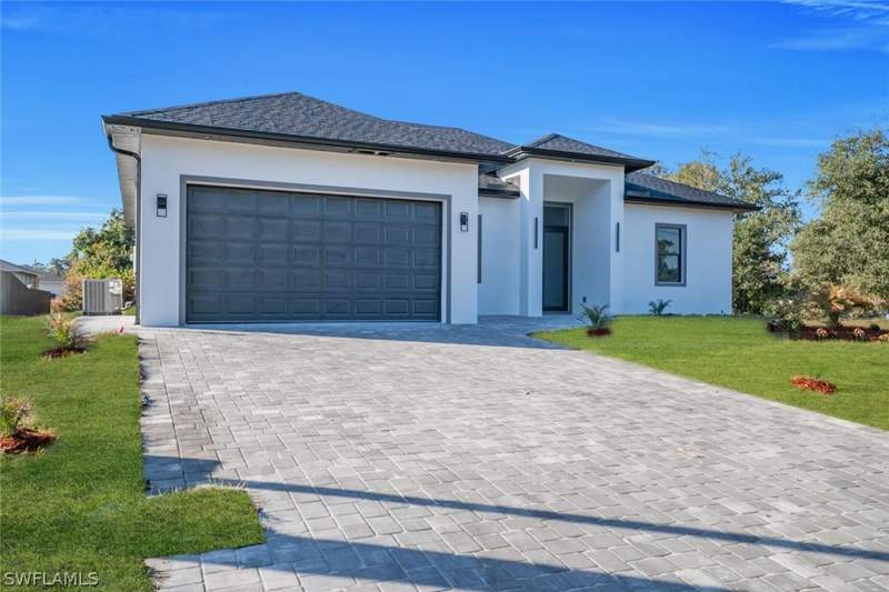 3 bedroom SingleFamilyResidence at 2803 3rd ST W, ALPHA, Lehigh Acres — photo 4