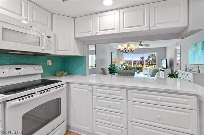 2 bedroom Condominium at 13 High Point Cir N 203, High Point Country Club, Naples — photo 4