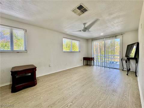 7123 Shannon Blvd, Fort Myers FL - photo 19 of 38