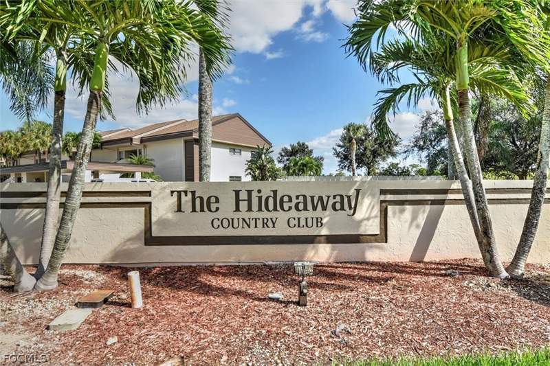 2 bedroom Condominium at 5825 Trailwinds Dr 414, Oakmont Village, Fort Myers — photo 2