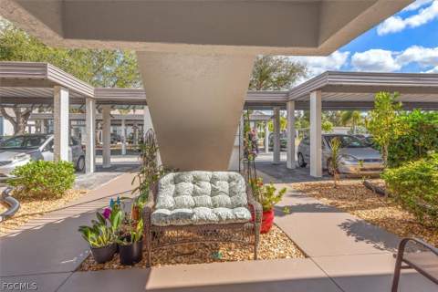 5825 Trailwinds Dr 414, Fort Myers FL - photo 24 of 34