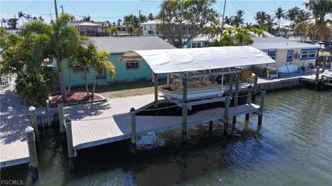 2650 Coco Plum Dr, Matlacha FL - photo 7 of 47