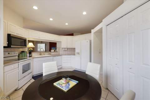 7685 Bay Lake Dr, Fort Myers FL - photo 15 of 50