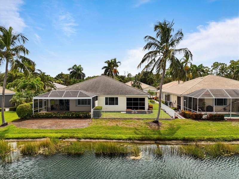 3 bedroom Attached at 7685 Bay Lake Dr, Reflection Lakes, Fort Myers — photo 3