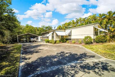 33 Plantation Dr, Everglades City FL - photo 10 of 39