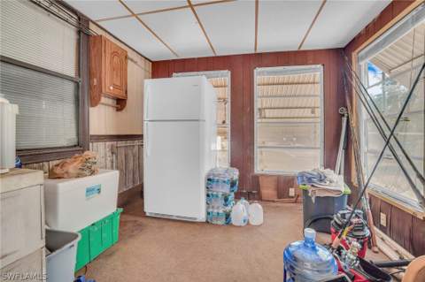 33 Plantation Dr, Everglades City FL - photo 12 of 39