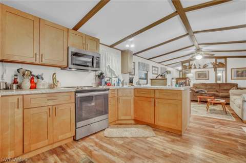 33 Plantation Dr, Everglades City FL - photo 15 of 39
