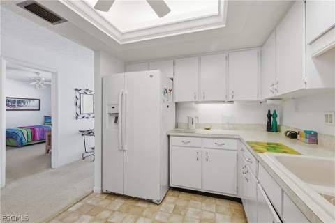 4005 SE 19th Pl 8, Cape Coral FL - photo 13 of 50
