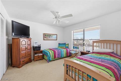 4005 SE 19th Pl 8, Cape Coral FL - photo 8 of 50