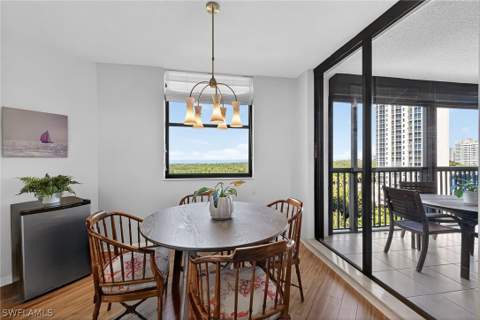 6075 Pelican Bay Blvd 706, Naples FL - photo 11 of 27