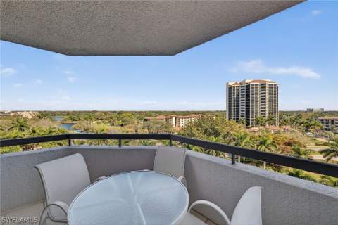 6075 Pelican Bay Blvd 706, Naples FL - photo 17 of 27