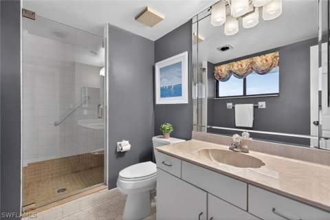 6075 Pelican Bay Blvd 706, Naples FL - photo 18 of 27