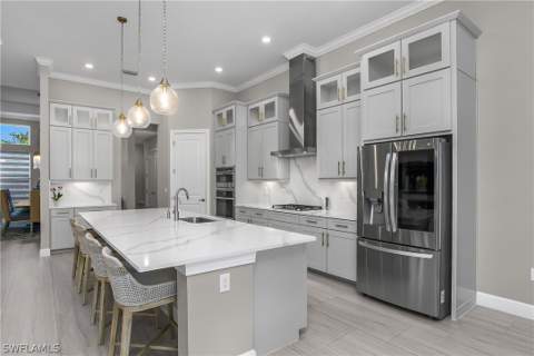 18500 Wildblue Blvd, Fort Myers FL - photo 10 of 40