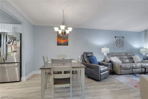 2121 Collier Ave 508, Fort Myers FL - photo 6 of 26