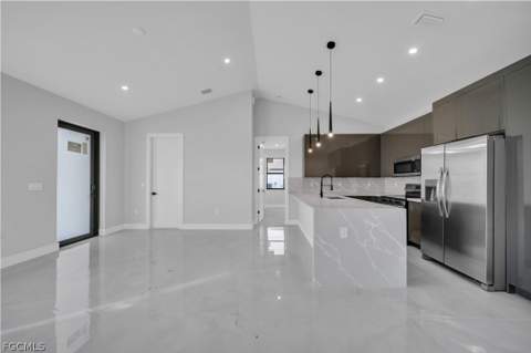 1120 NW 20th Pl, Cape Coral FL - photo 10 of 37