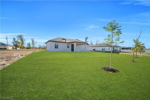 1120 NW 20th Pl, Cape Coral FL - photo 7 of 37
