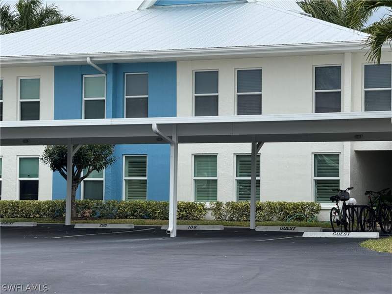 2 bedroom Condominium at 4113 SE 19th Pl 206, Anna Maria, Cape Coral — photo 2